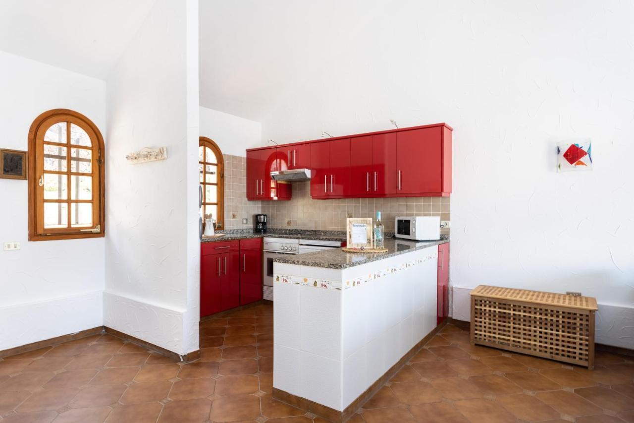 Villa Limón - Ocean View - BBQ - Garden - Terrace - Free Wifi - Child&Pet-Friendly - 2 bedrooms - 6 people Porís de Abona Exterior foto